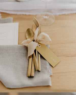 Halcyon place card